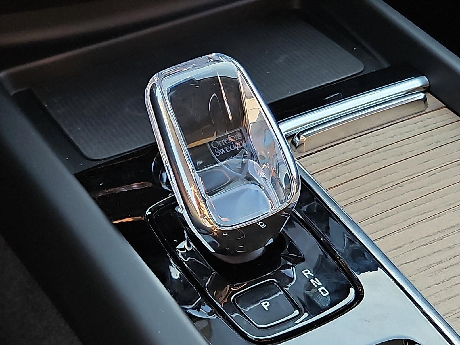 2026 Volvo XC60 B5 AWD Plus