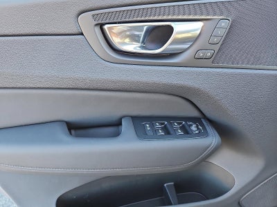 2026 Volvo XC60 B5 AWD Plus