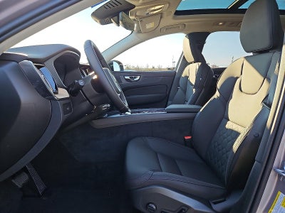 2026 Volvo XC60 B5 AWD Plus