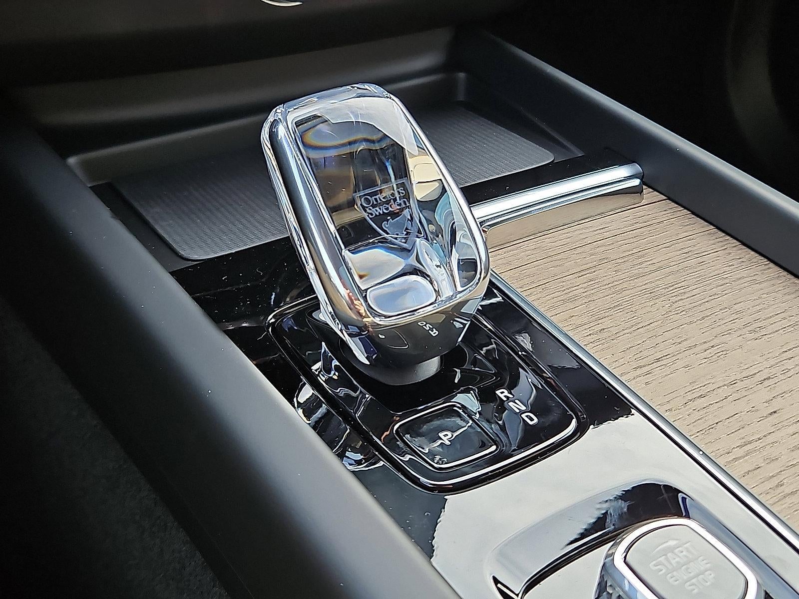 2026 Volvo XC60 B5 AWD Plus