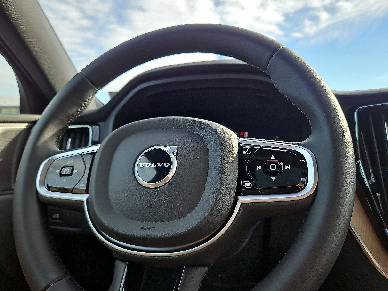 2026 Volvo XC60 B5 AWD Plus