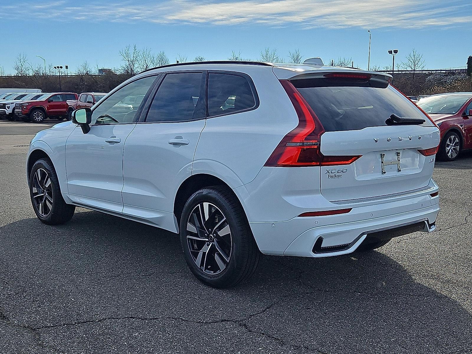 2026 Volvo XC60 B5 AWD Plus