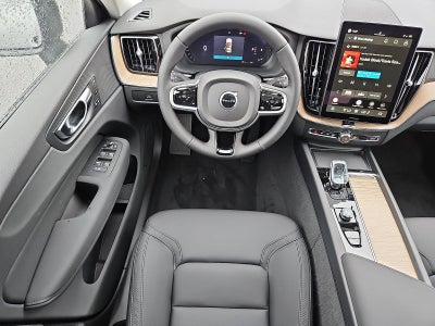 2026 Volvo XC60 B5 AWD Plus