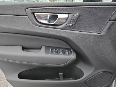 2026 Volvo XC60 B5 AWD Plus