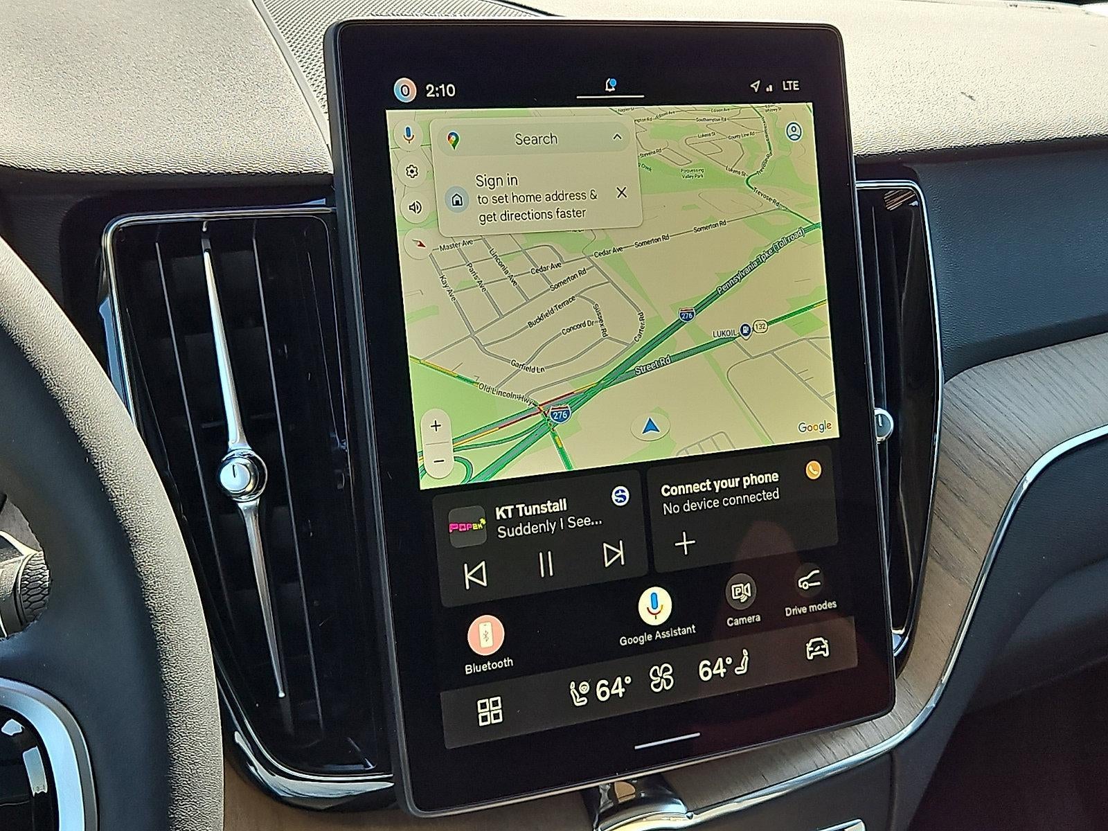 2026 Volvo XC60 B5 AWD Plus