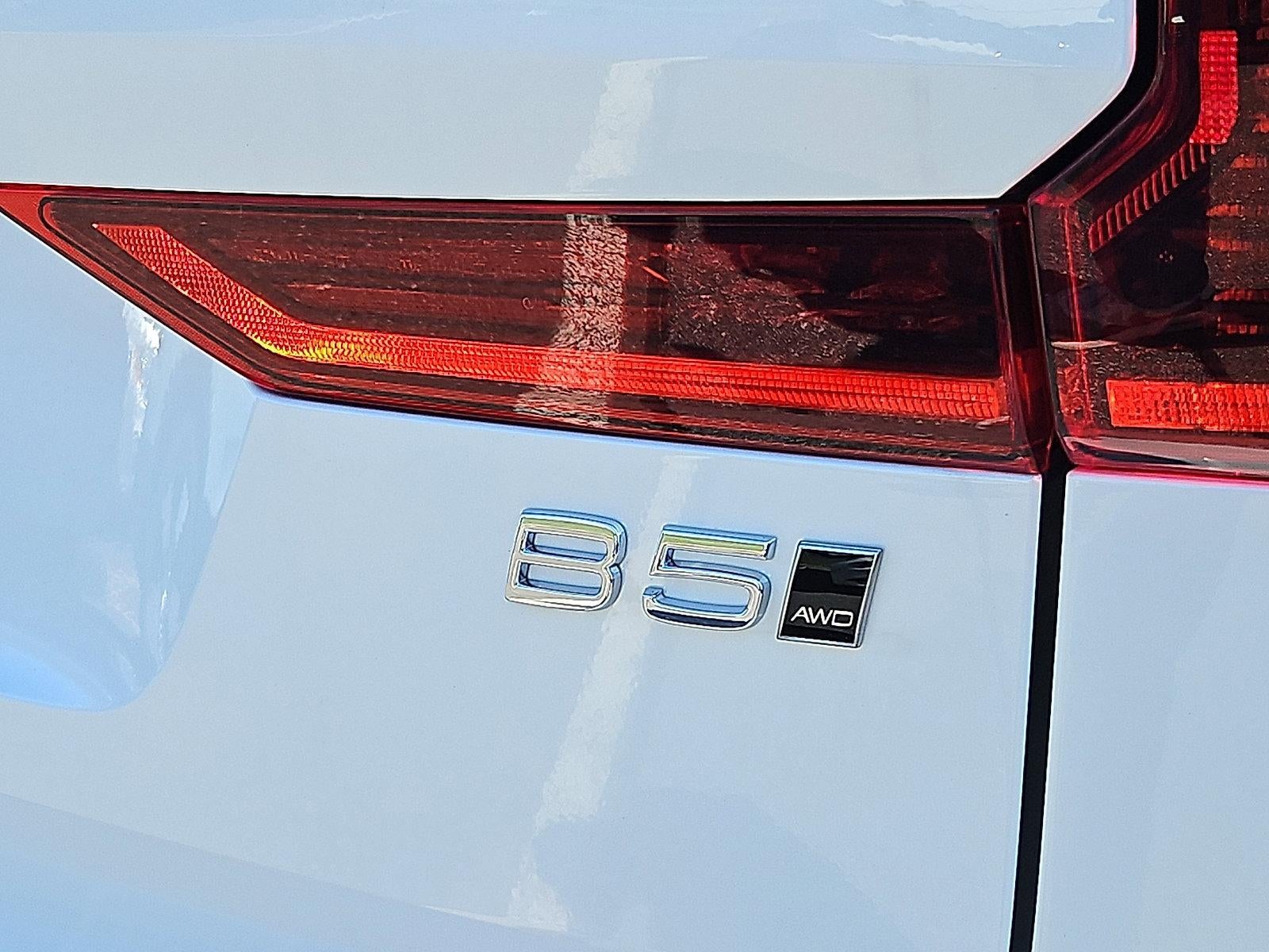 2026 Volvo XC60 B5 AWD Plus
