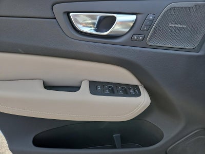 2026 Volvo XC60 B5 AWD Plus