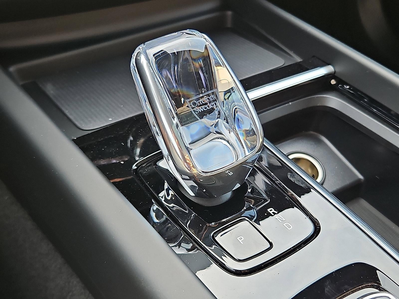2026 Volvo XC60 B5 AWD Plus