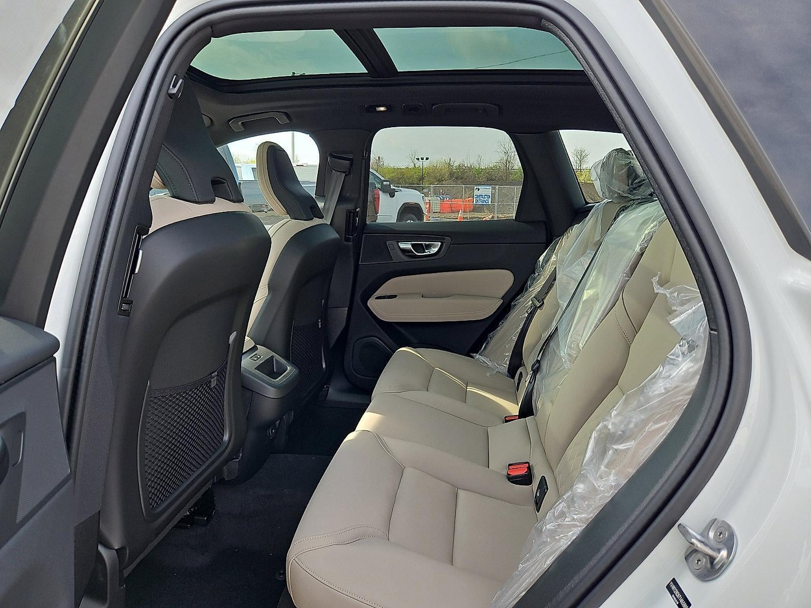 2026 Volvo XC60 B5 AWD Plus