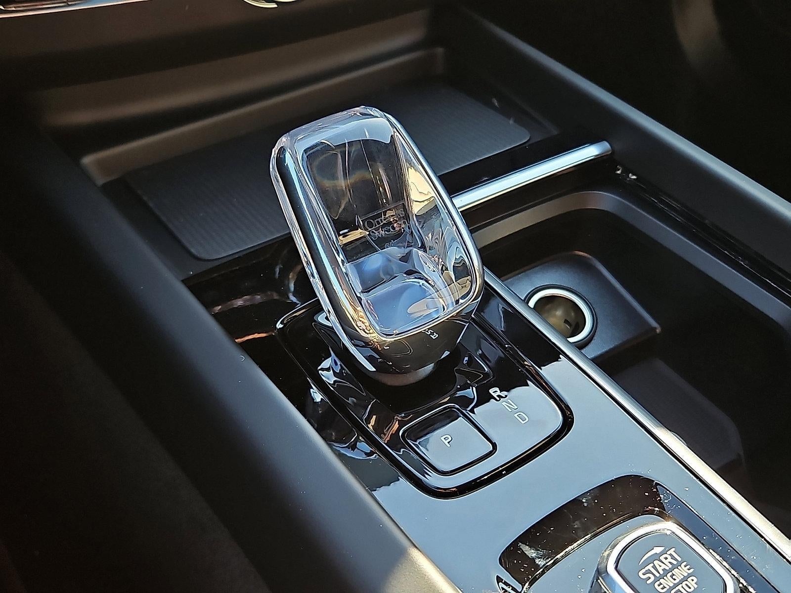 2026 Volvo XC60 B5 AWD Plus