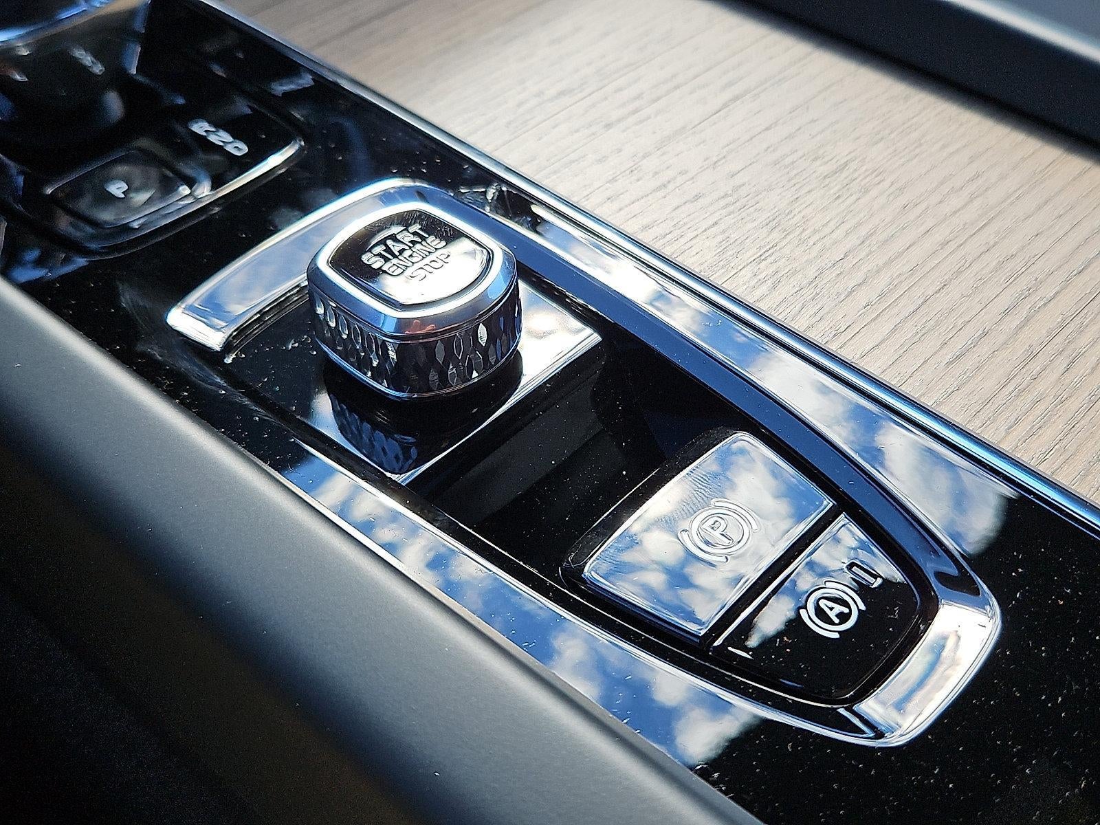 2026 Volvo XC60 B5 AWD Plus