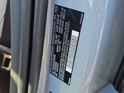 2026 Volvo XC60 B5 AWD Plus