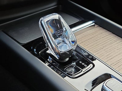 2026 Volvo XC60 B5 AWD Plus