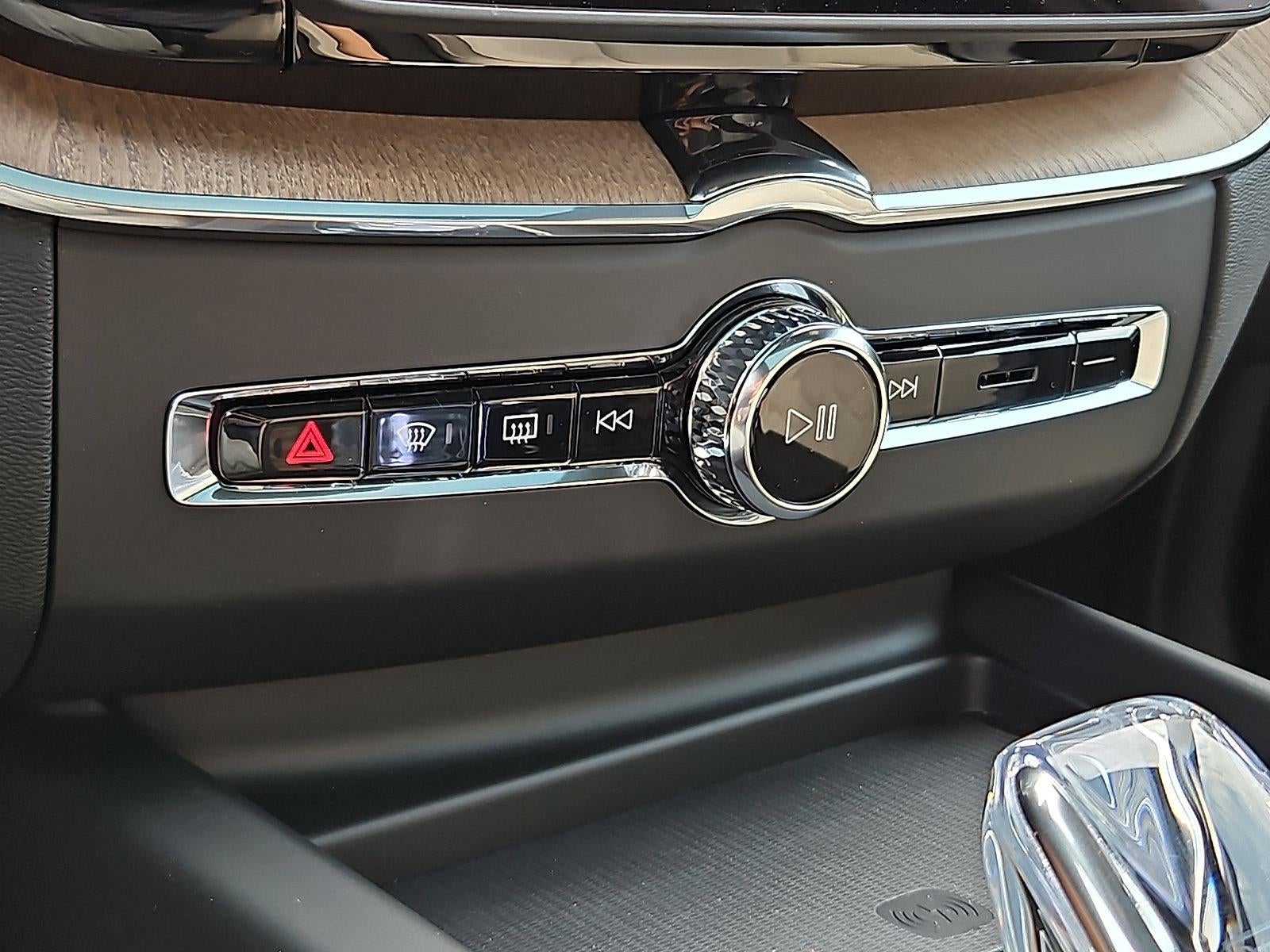 2026 Volvo XC60 B5 AWD Plus