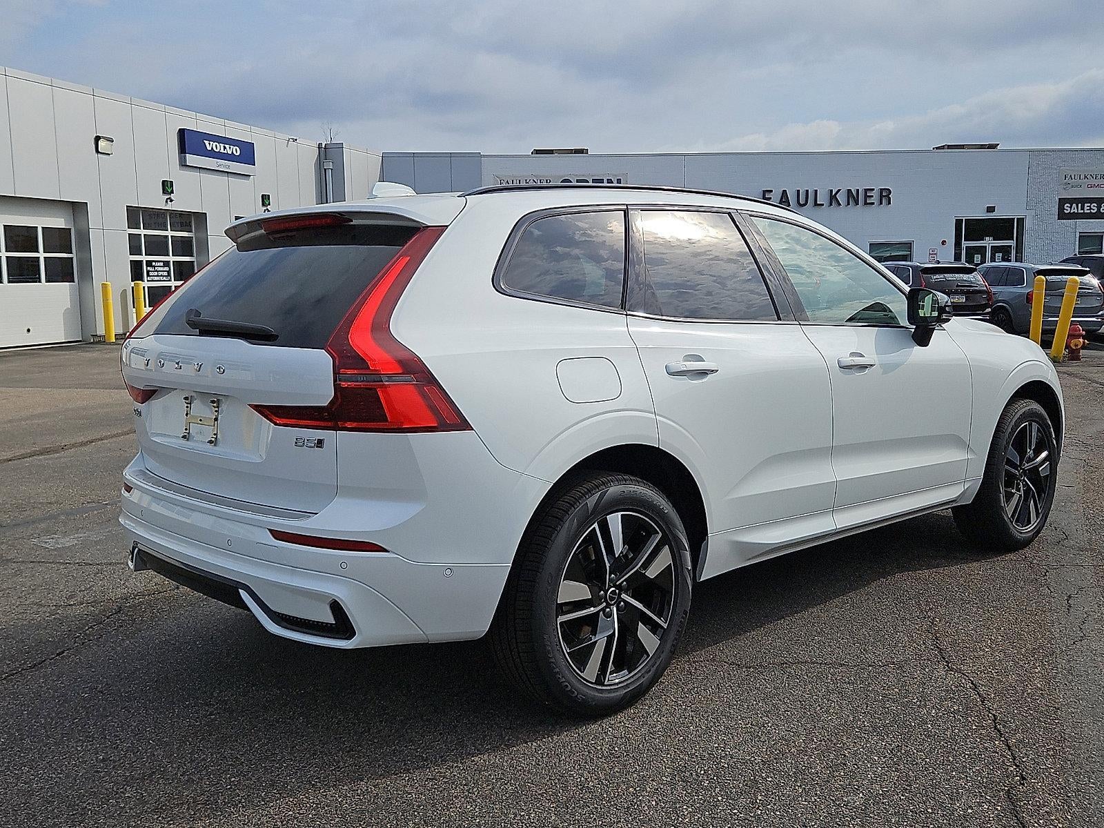 2026 Volvo XC60 B5 AWD Plus