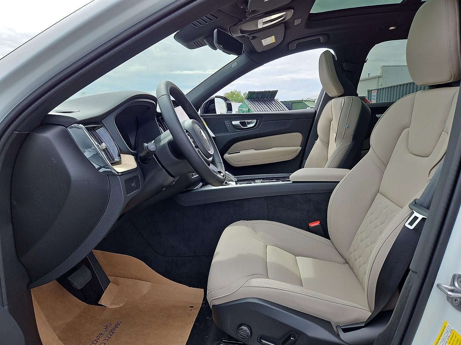 2026 Volvo XC60 B5 AWD Plus
