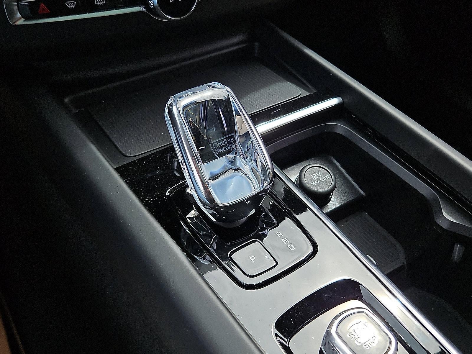 2026 Volvo XC60 B5 AWD Plus