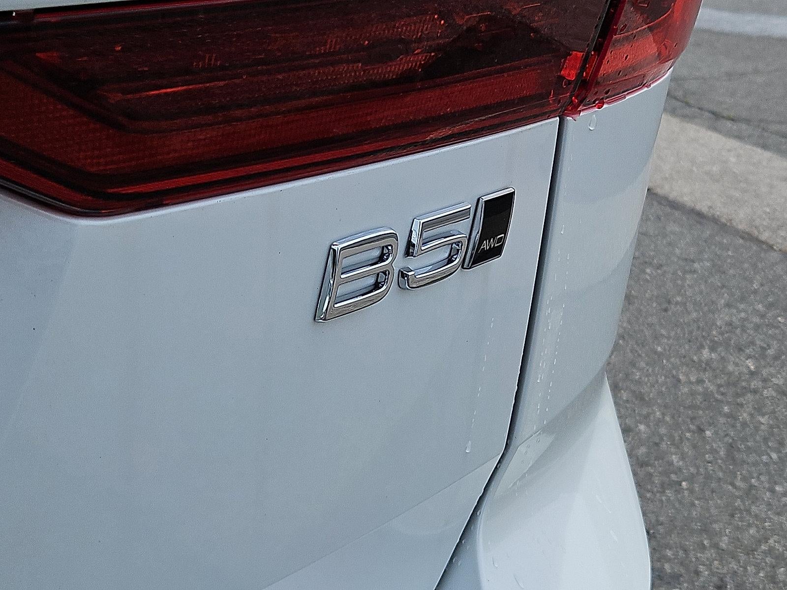 2026 Volvo XC60 B5 AWD Plus