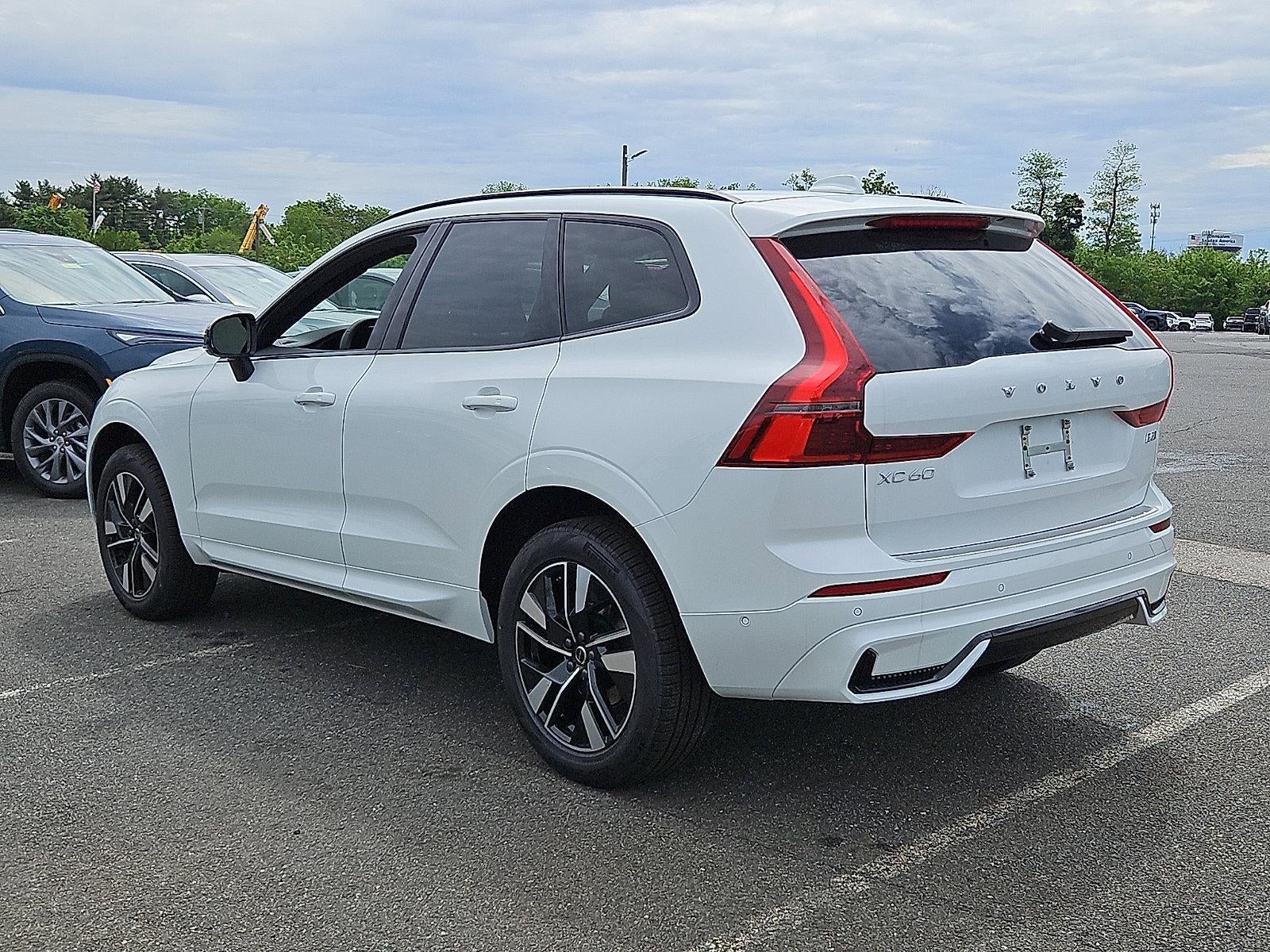 2026 Volvo XC60 B5 AWD Plus