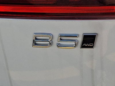 2026 Volvo XC60 B5 AWD Plus