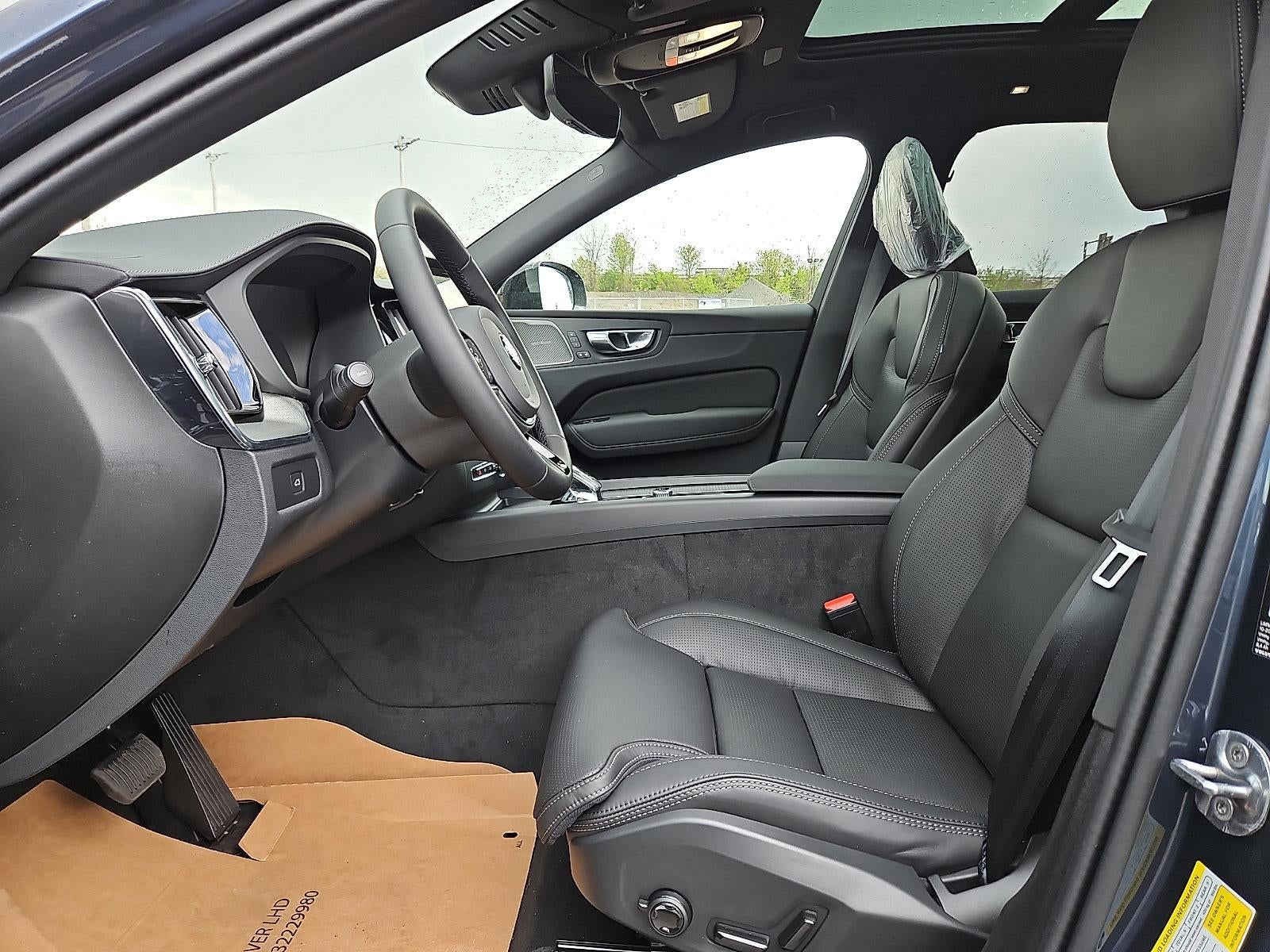 2026 Volvo XC60 B5 AWD Ultra Black Edition