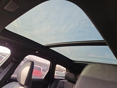 2026 Volvo XC60 B5 AWD Ultra Black Edition