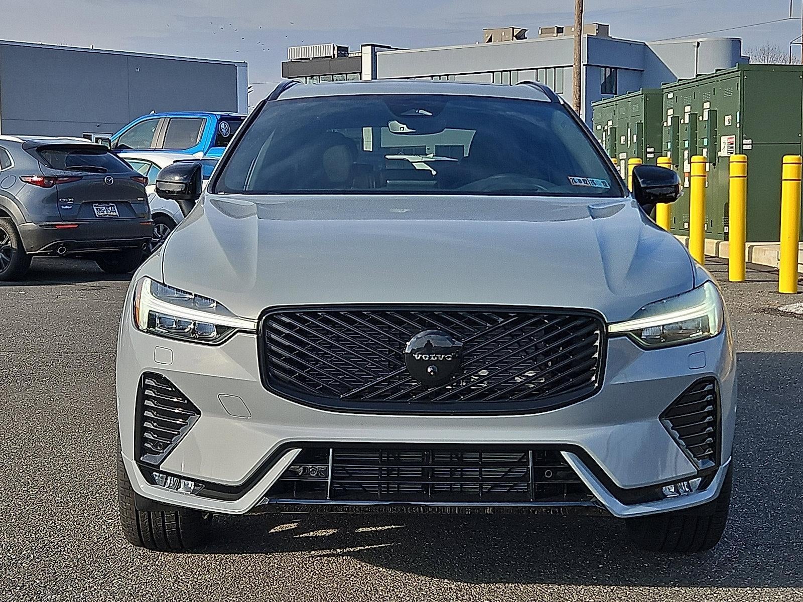 2026 Volvo XC60 B5 AWD Ultra Black Edition