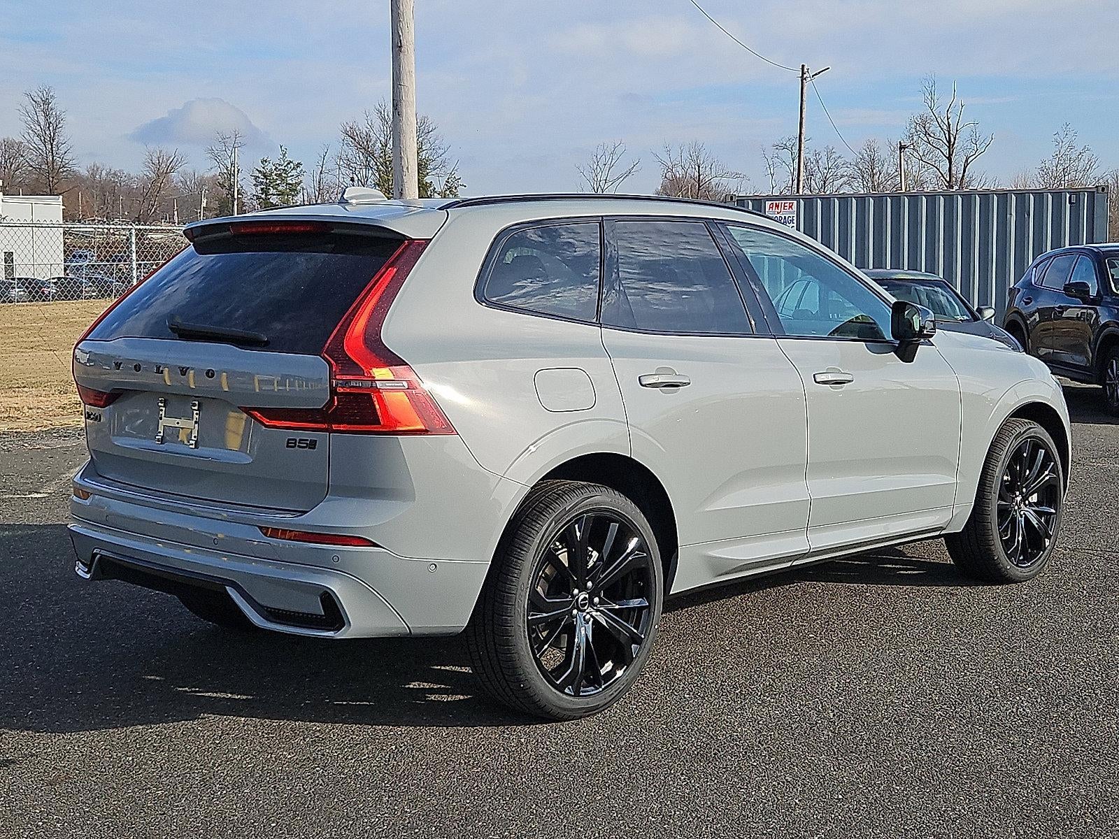 2026 Volvo XC60 B5 AWD Ultra Black Edition