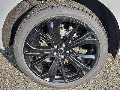 2026 Volvo XC60 B5 AWD Ultra Black Edition