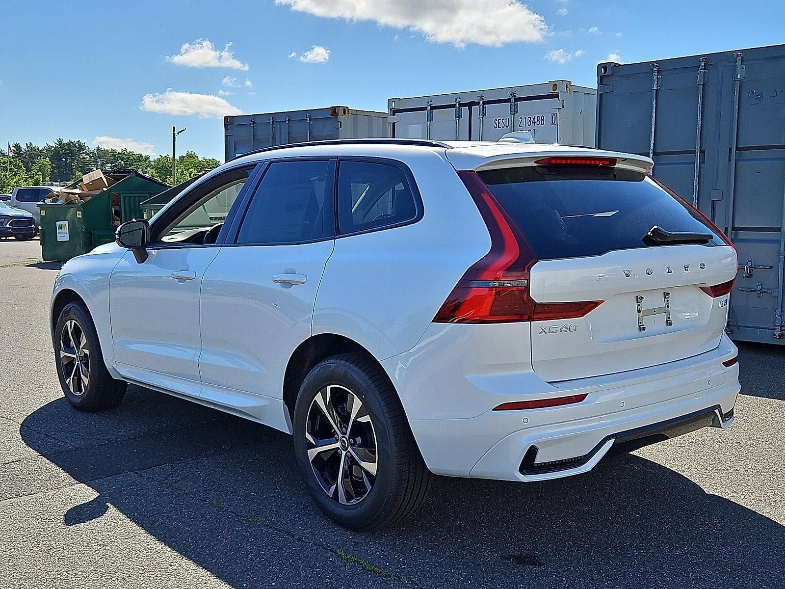 2026 Volvo XC60 B5 AWD Core