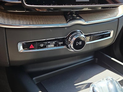 2026 Volvo XC60 B5 AWD Core
