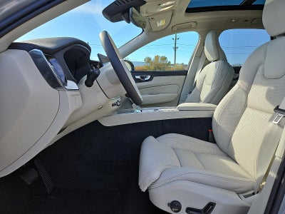 2026 Volvo XC60 B5 AWD Ultra