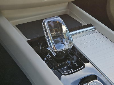 2026 Volvo XC60 B5 AWD Ultra