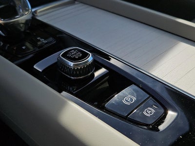 2026 Volvo XC60 B5 AWD Ultra