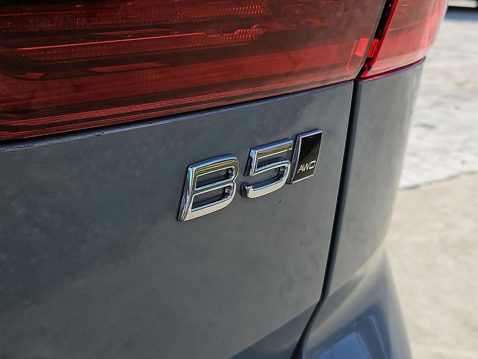 2026 Volvo XC60 B5 AWD Ultra