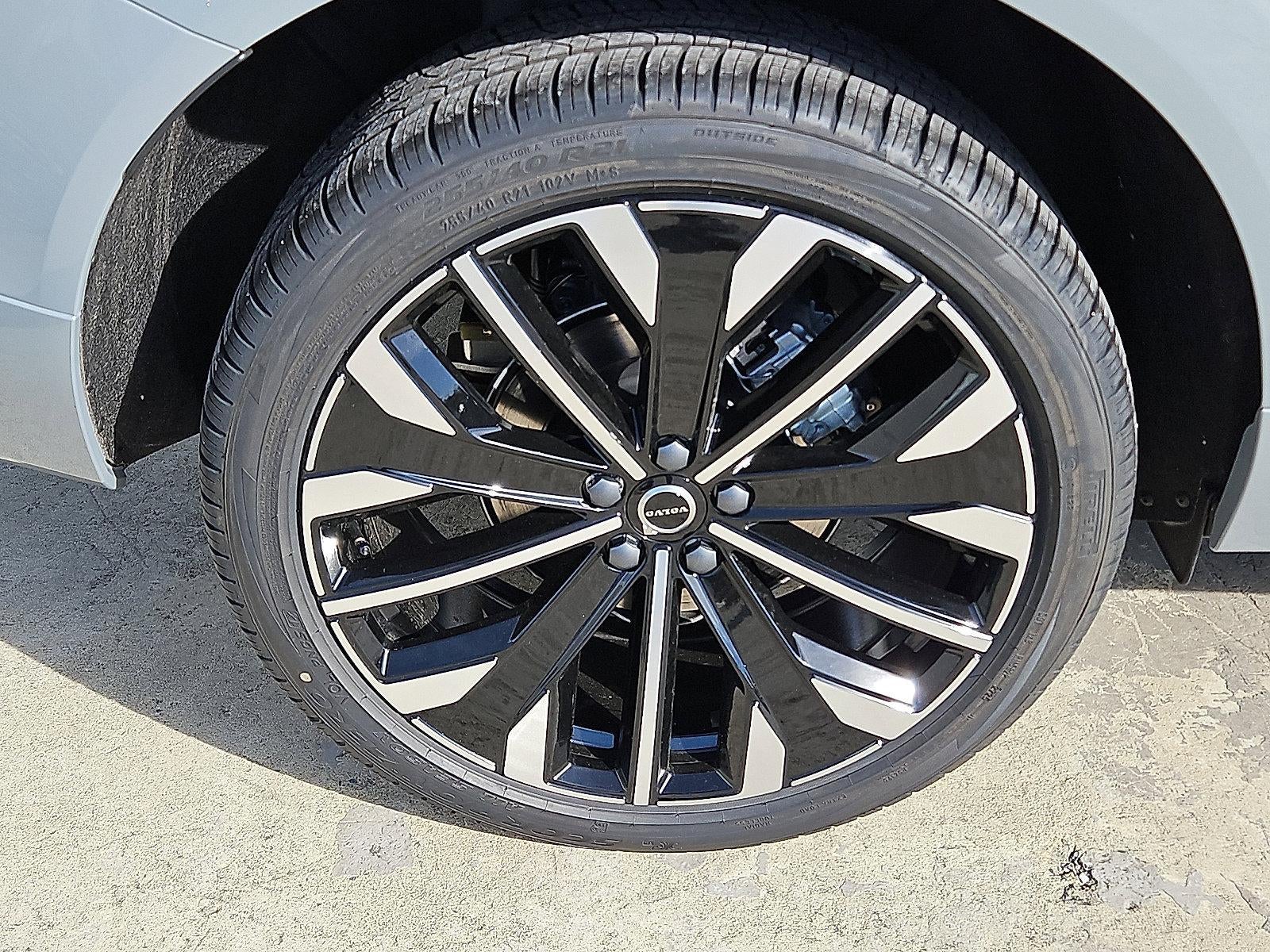 2026 Volvo XC60 B5 AWD Ultra