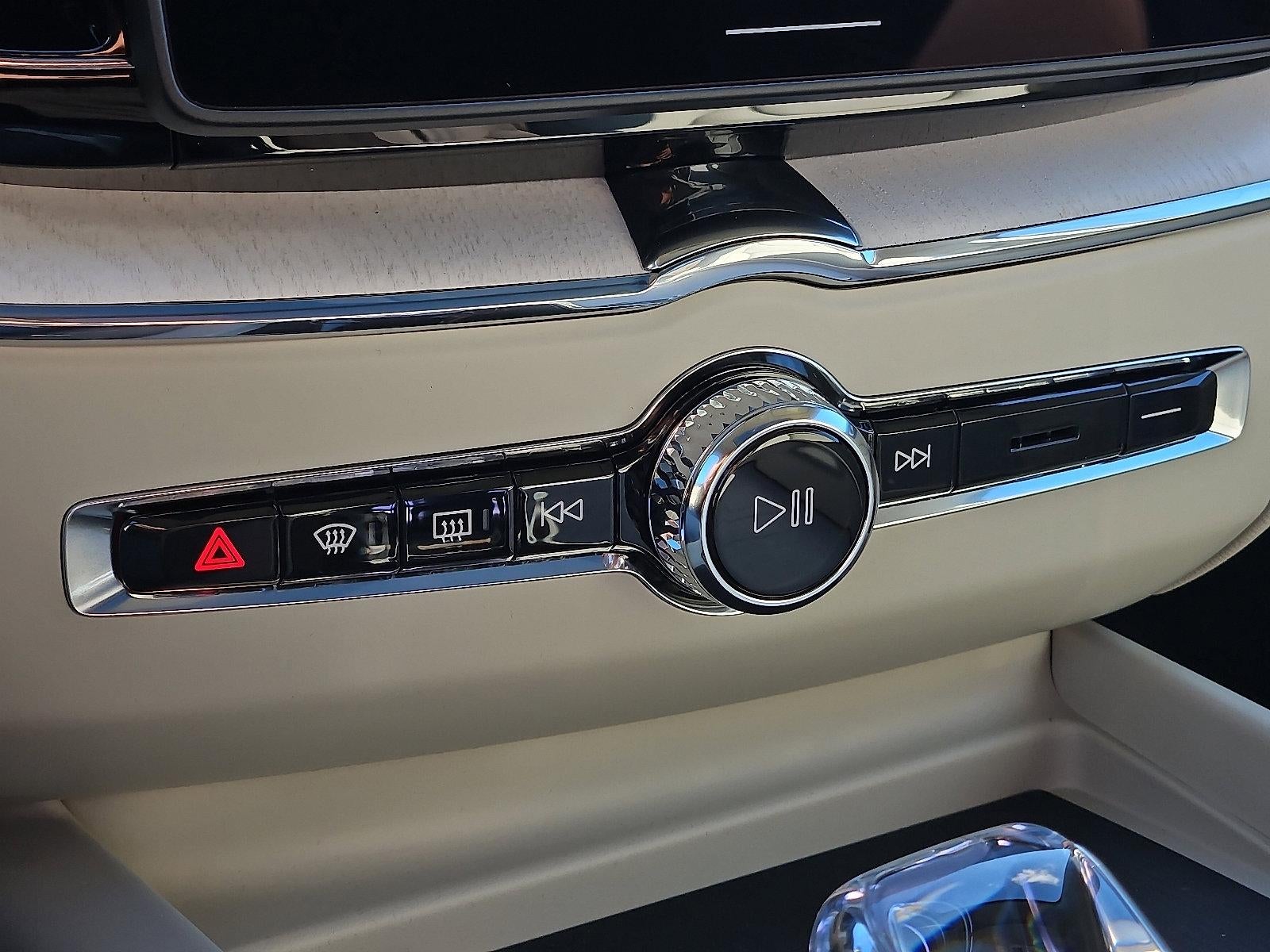 2026 Volvo XC60 B5 AWD Ultra