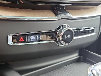 2026 Volvo XC60 B5 AWD Ultra