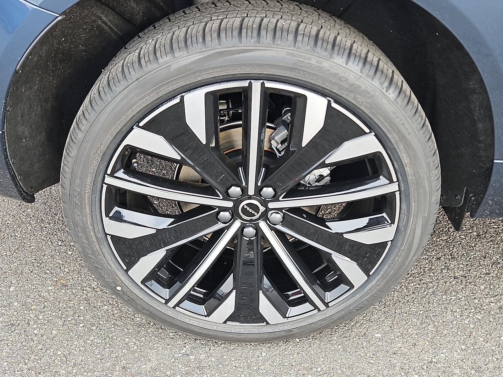 2026 Volvo XC60 B5 AWD Ultra