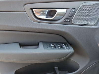2026 Volvo XC60 B5 AWD Ultra