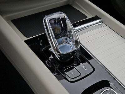 2026 Volvo XC60 B5 AWD Ultra