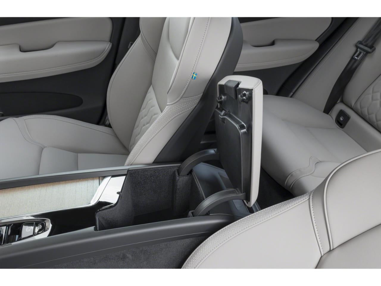 2026 Volvo XC60 B5 AWD Ultra