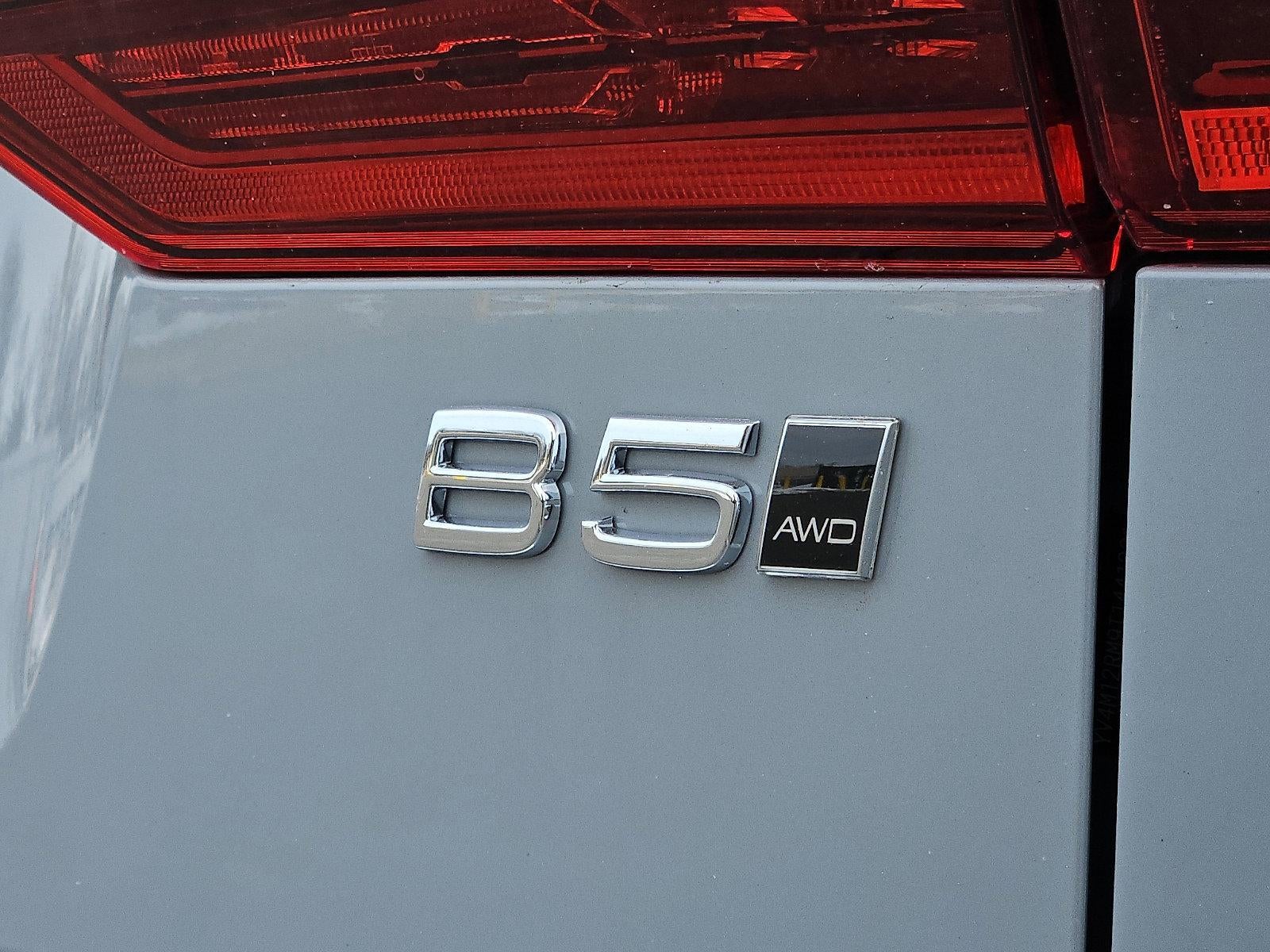 2026 Volvo XC60 B5 AWD Ultra
