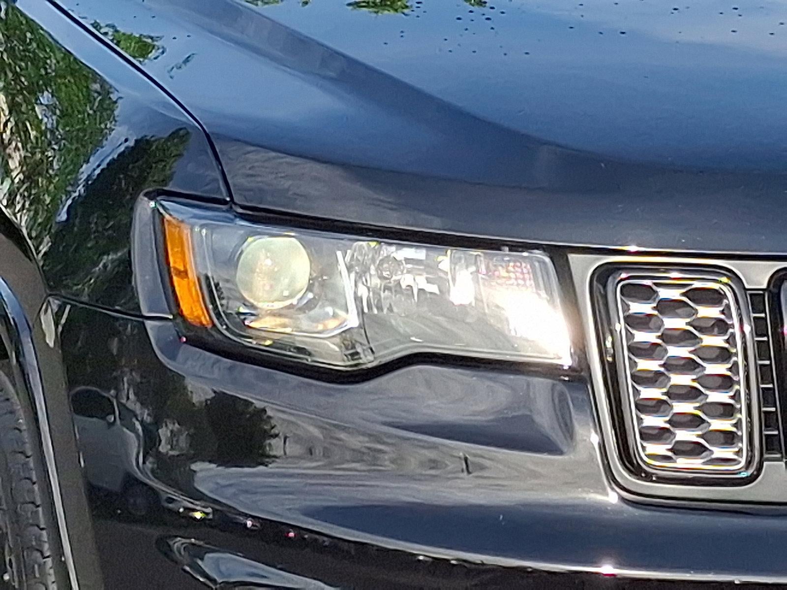 2021 Jeep Grand Cherokee Laredo X 4x4