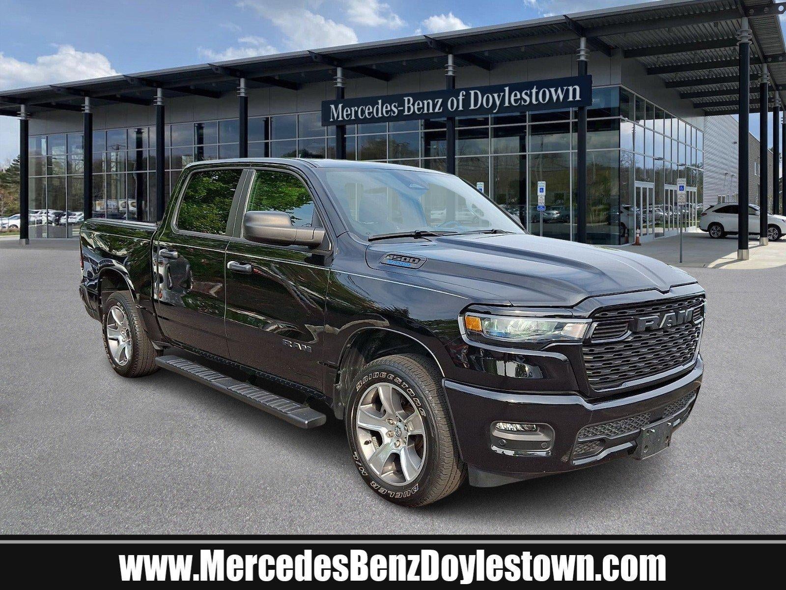 2025 RAM 1500 Tradesman 4x4 Crew Cab 5'7" Box