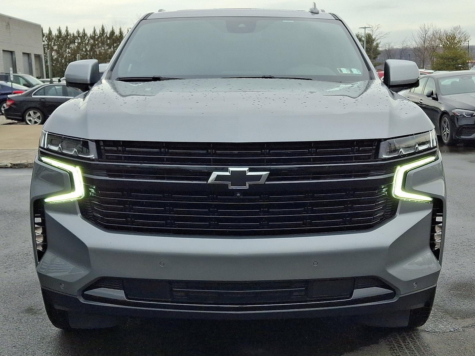 2023 Chevrolet Suburban 4WD RST