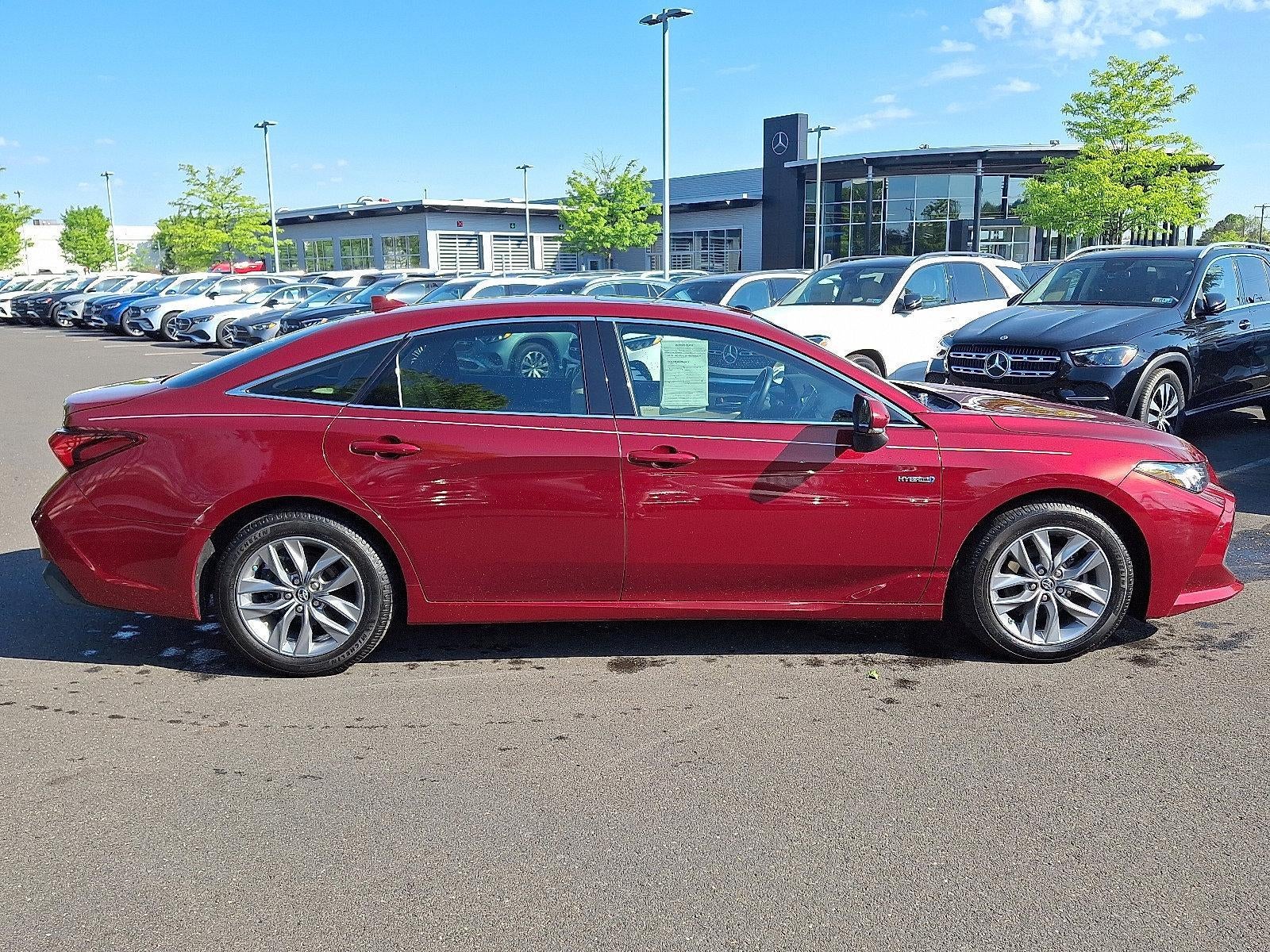 2019 Toyota Avalon Hybrid XLE (Natl)