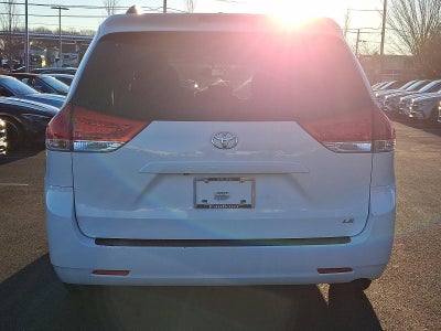 2012 Toyota Sienna 5dr 7-Pass Van V6 LE AAS FWD (Natl)