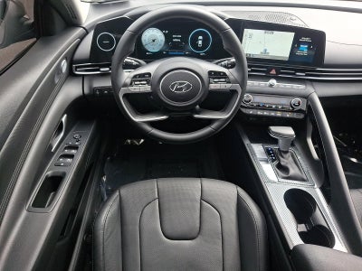 2023 Hyundai ELANTRA Limited IVT