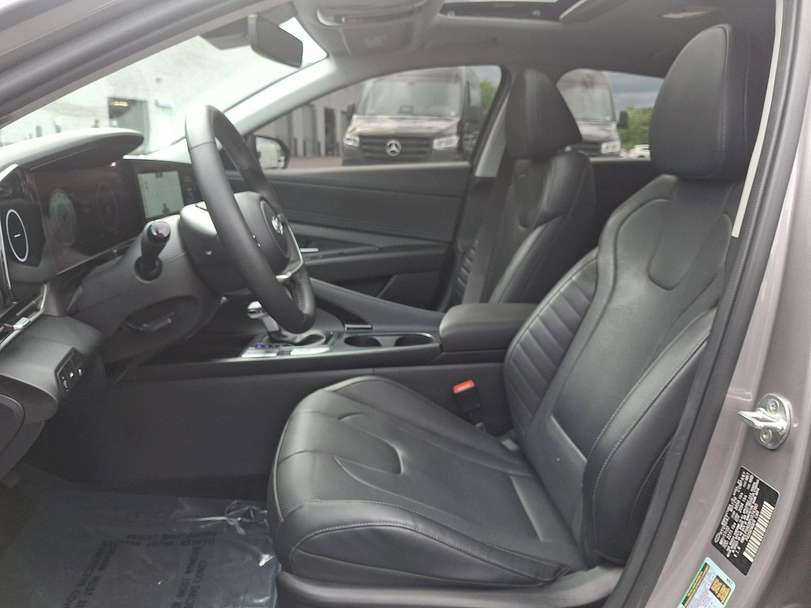 2023 Hyundai ELANTRA Limited IVT